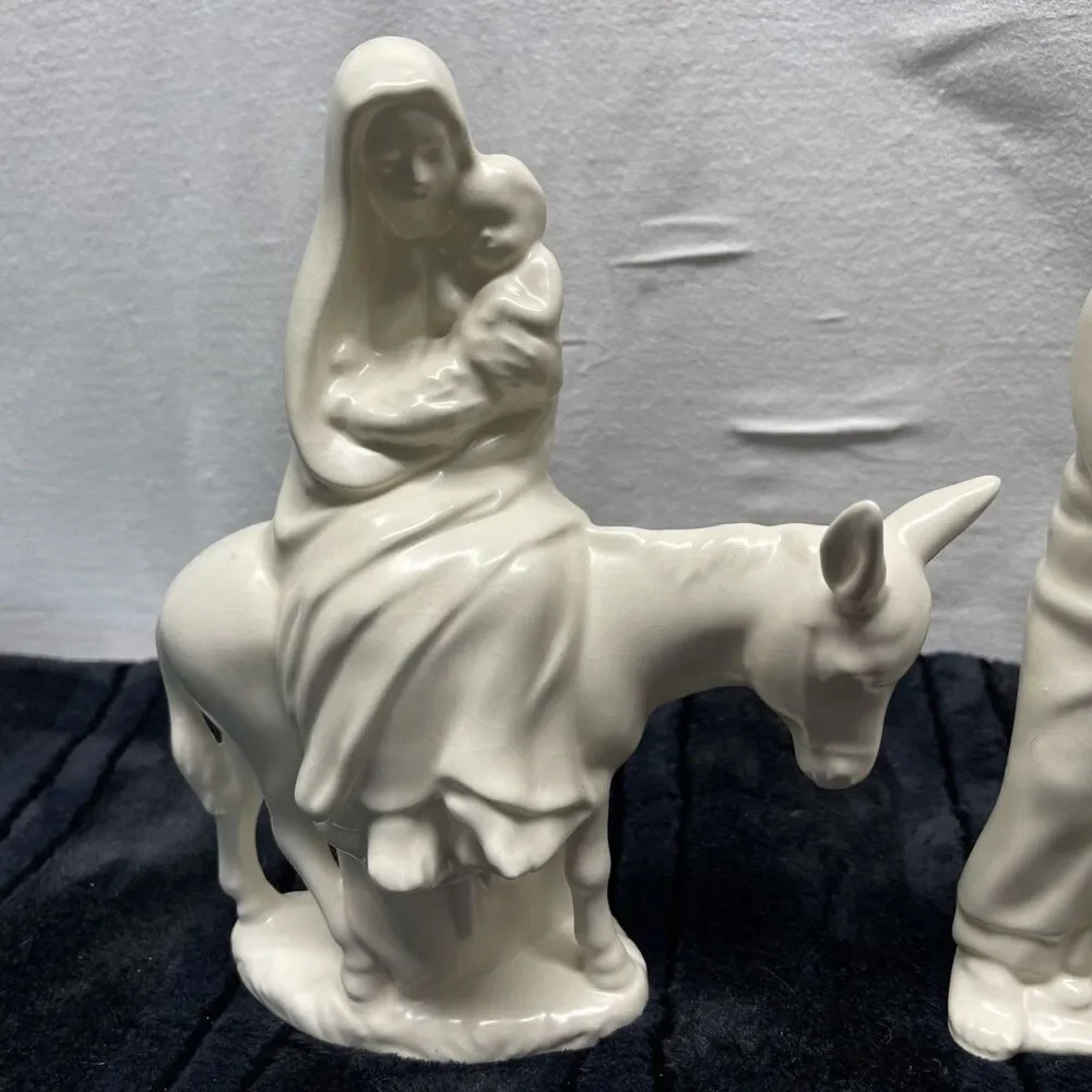 Vintage Set Holland Mold Ceramic Holy Family Figurines Mary Joseph Baby Jesus